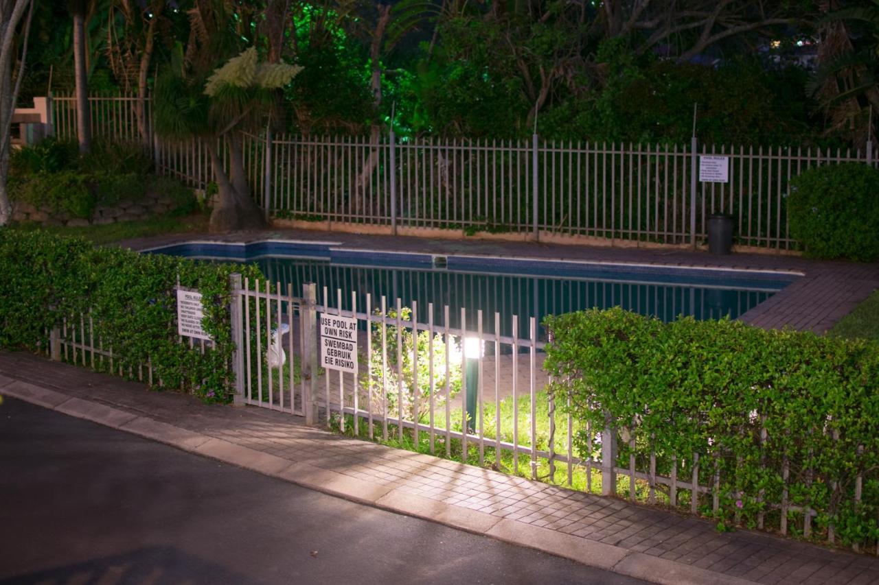 At 4 Umzumbe Beach Apartment, Mangrove Beach Estate Melville  Luaran gambar